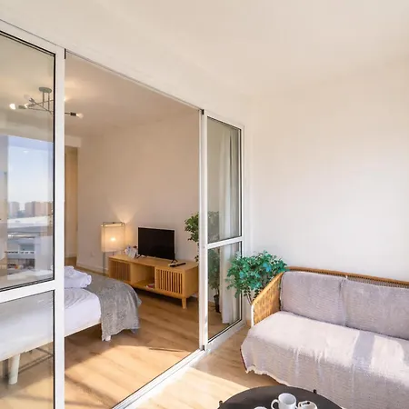 Cubo's Estudio La Colina Seaview & Pool アパート
